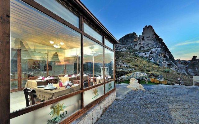 Anatelein Boutique Cave Hotel