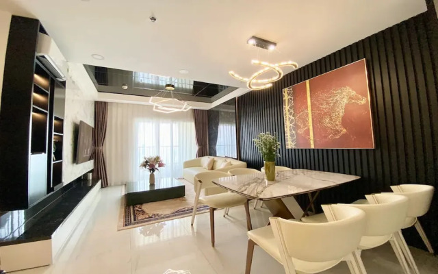 Terra Royal Luxury Vacation