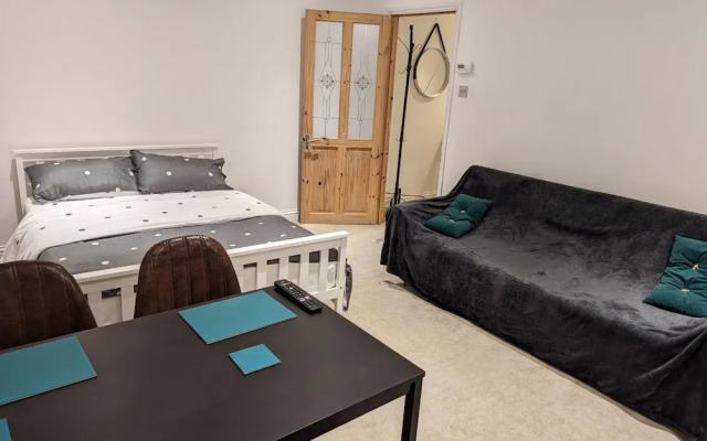 Fully-equipped Flat in the City of London
