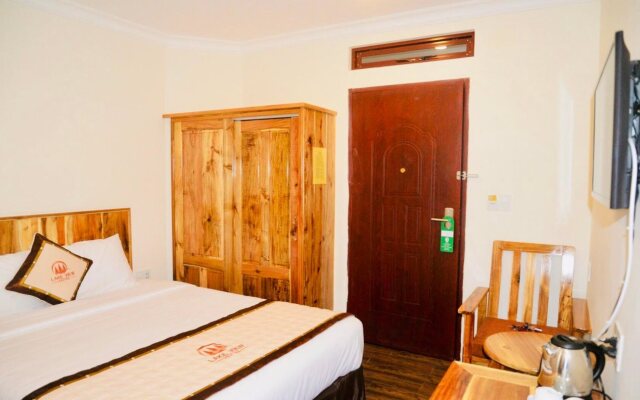 Lakeview Hotel