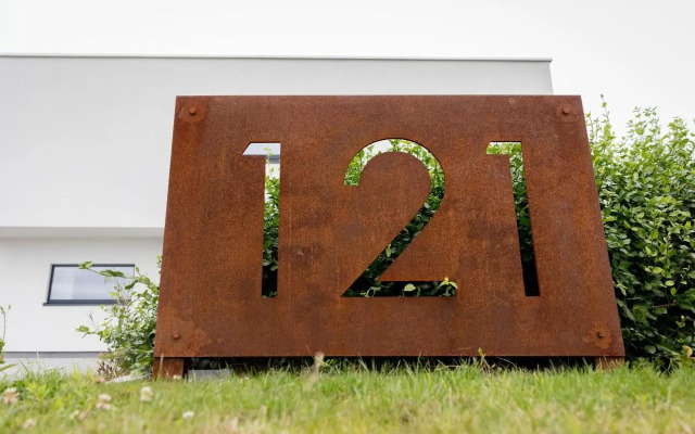 Villa 121