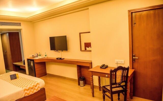 FabHotel Prazeres Boutique PanajI