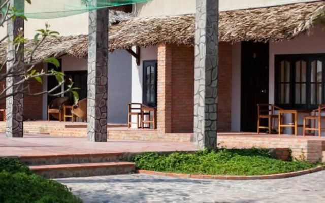 Xom Chai Resort