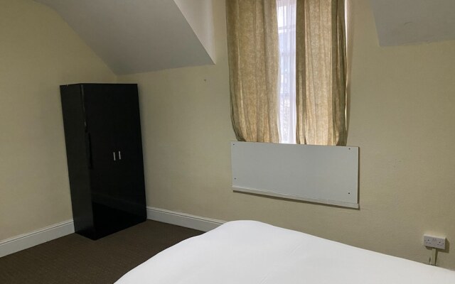 Newport Lodge