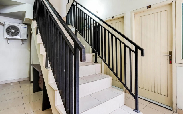 OYO 91361 Benlin D'kost Syariah