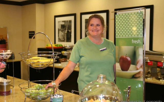 Hampton Inn Covington, GA