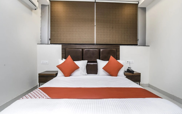 OYO Flagship 22449 Rajouri Garden J block
