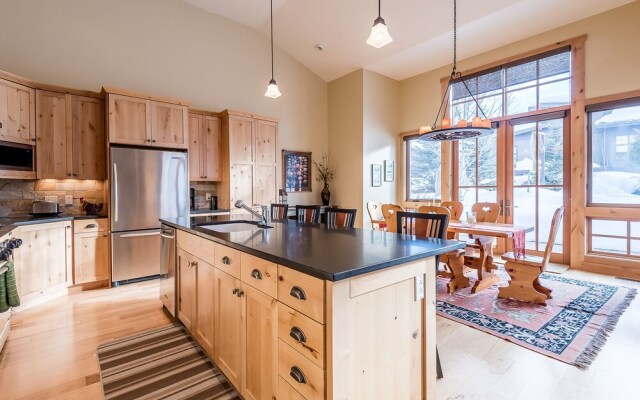 Angani Way Townhome 102 By Alpine Lodging Sun Valley