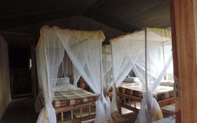 Ruaha Hilltop Lodge