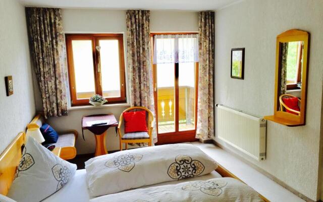 Pension Klein und Ferienwohnungen - Adults only