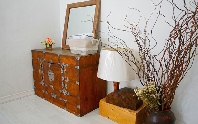 Jeonju Hyangkyo Cheotjip Pension