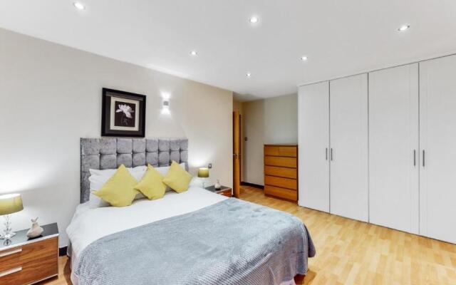 Bryanston Apartments