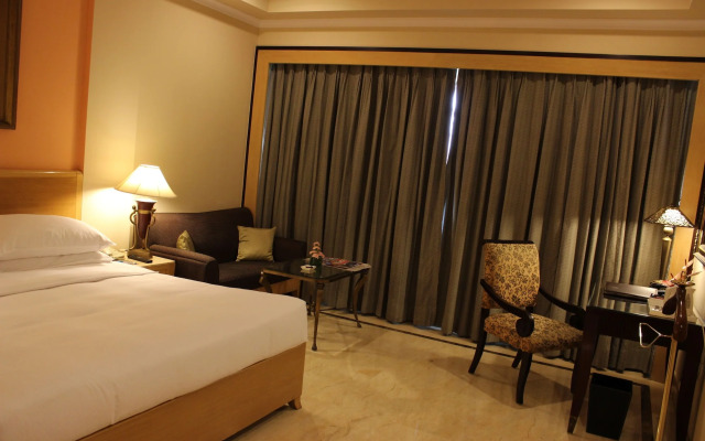 The Hans Hotel New Delhi