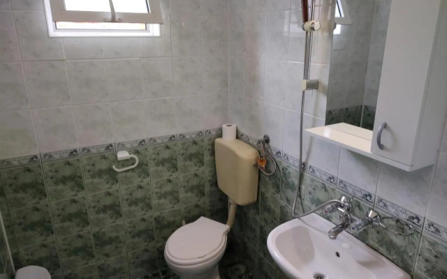 Zlatevi Guest House