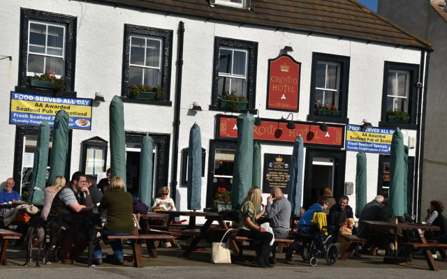 Crown Hotel
