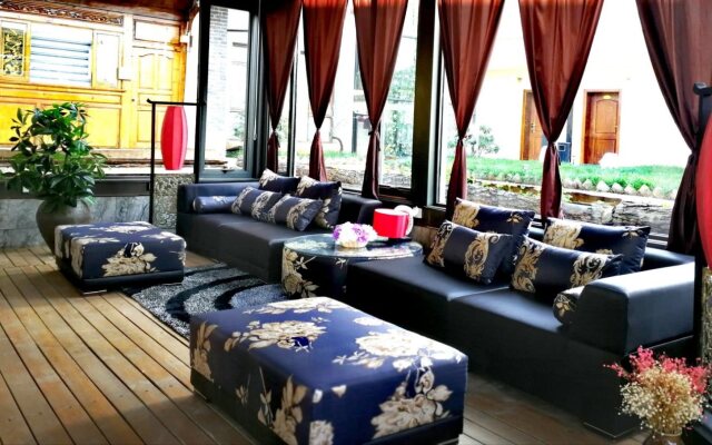 Huamei Club Lijiang