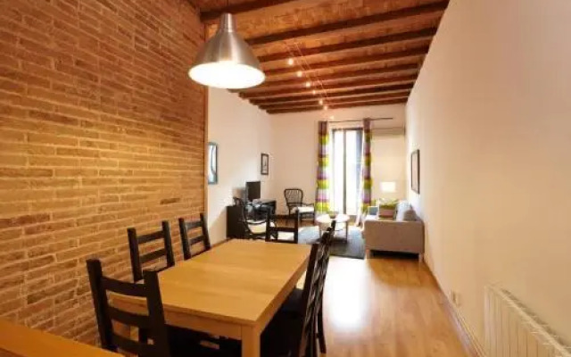 Beautiful apartment in Eixample