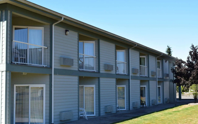 The Dew Drop Inn Motel