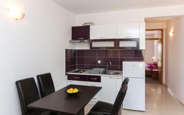 Apartments Pitarević