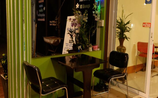 Relax Inn
