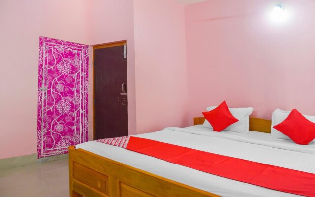 Hotel Niramoy Lodge By OYO Rooms