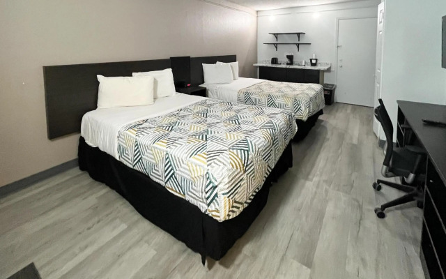 Motel 6 Monterey, CA