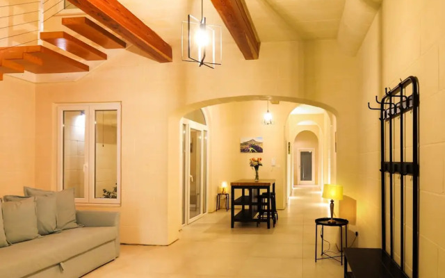Solaris Gozitan Villa With Pool Gozo