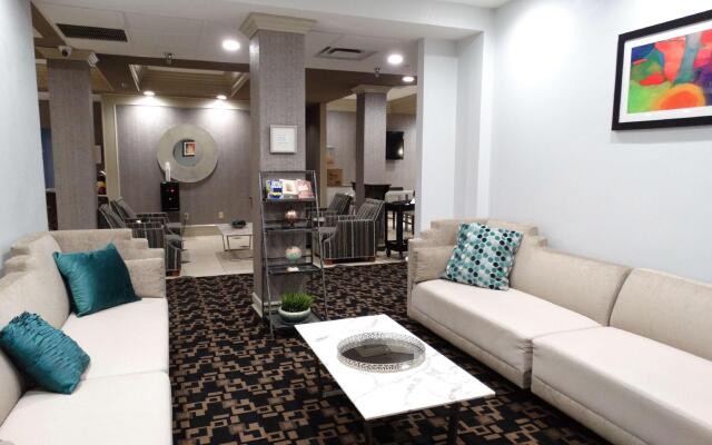 Comfort Inn & Suites