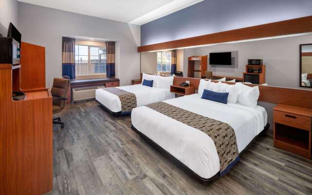 Microtel Inn & Suites by Wyndham Tracy