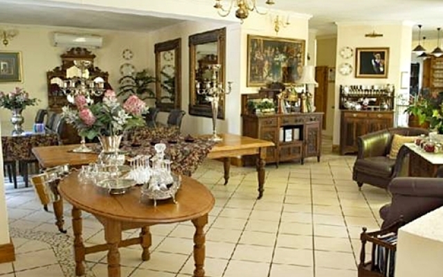 Belvedere on River Guest House