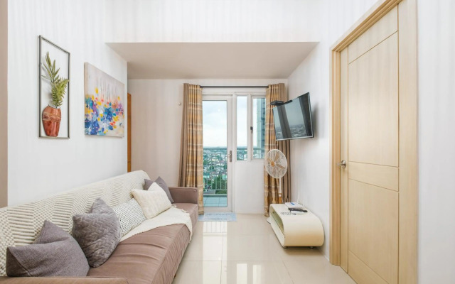 2-Bedroom QC SM North EDSA Condo Pool