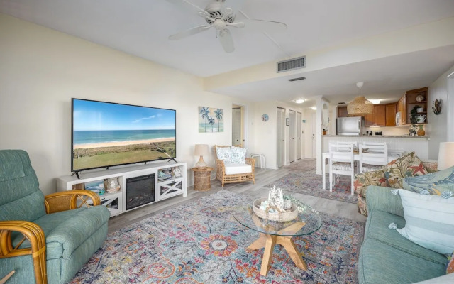 Creston House Condominium