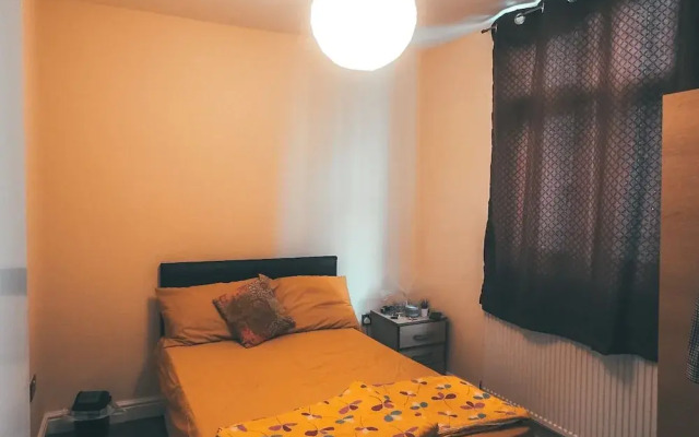 Comfortable serviced flat in London City Centre