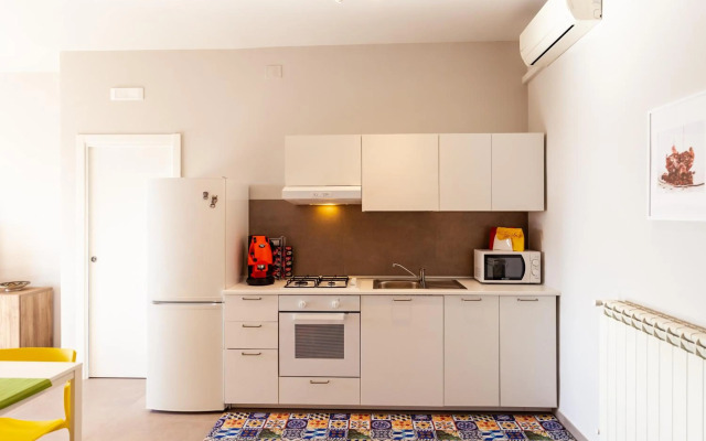 Neapolitan Skyscraper Apartment