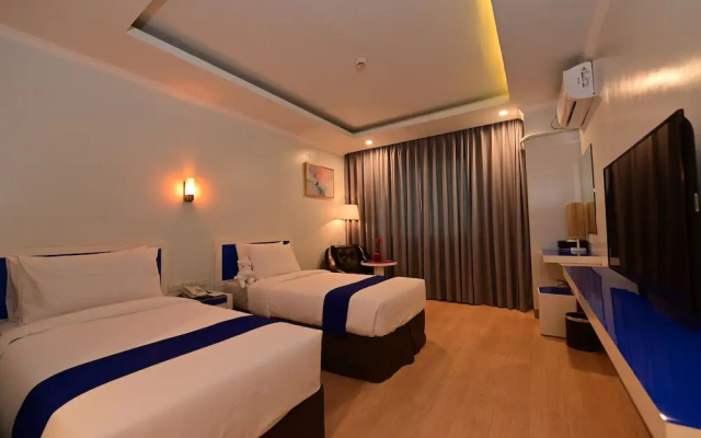 T Shine Resort and Spa