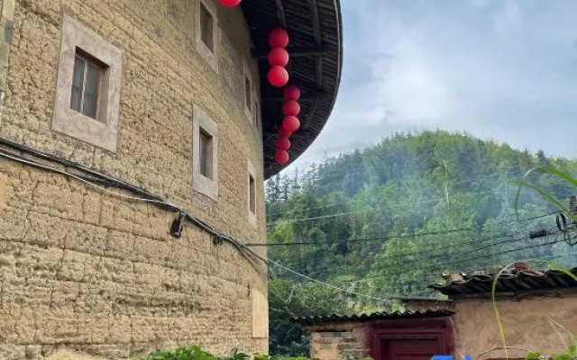 Longchang Tulou Guesthouse
