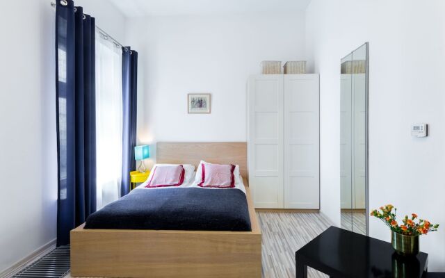 FriendHouse - Sobieski Residence