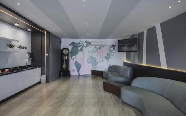 Beverly Hotel by Reddoorz