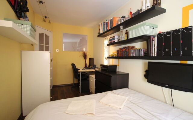 Rainbow Apartments 5