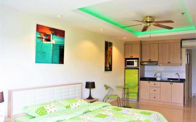 Jomtien beach condominium S2 modern beach front studio apartment