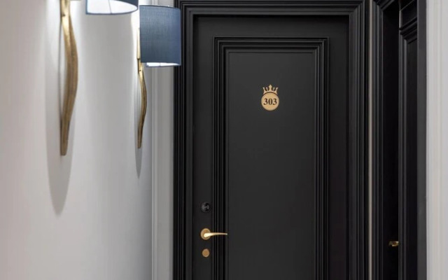 Praxitelous Luxury Suites