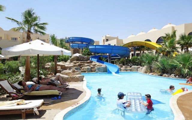 Palmyra Amar El Zaman Aqua Park