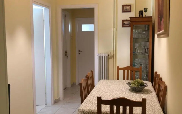 Anna Apartment in Kypseli