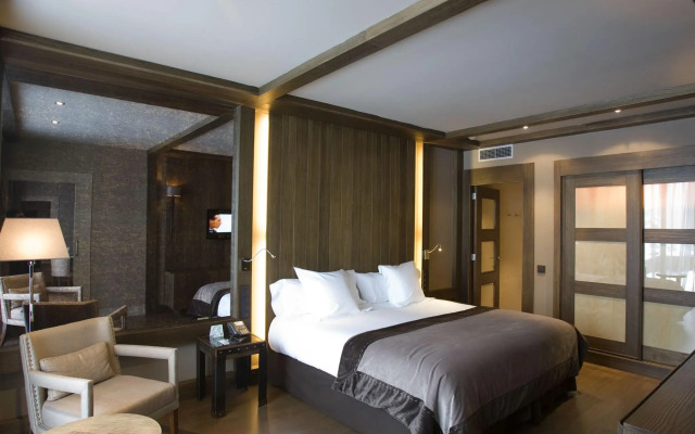 Hotel Val De Neu