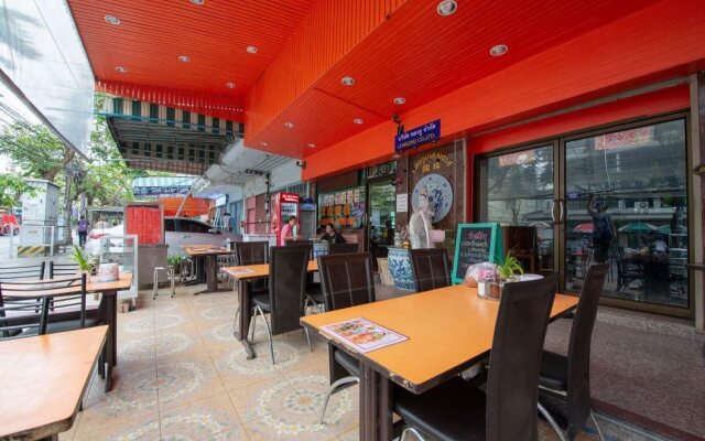 Longzhu Guesthouse
