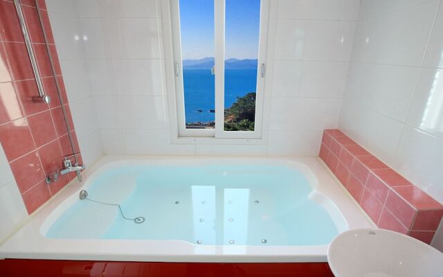 Namhea Pension Marronnier