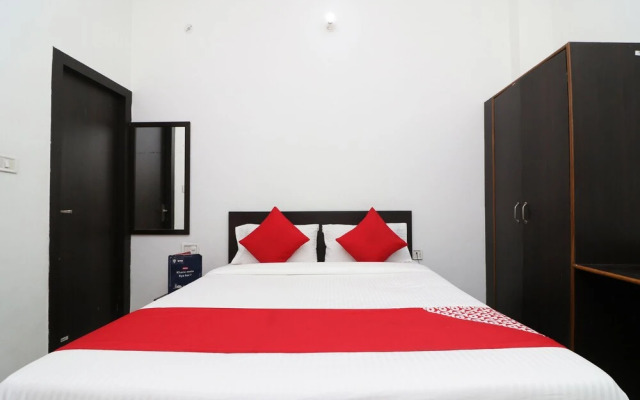 OYO 24199 Hotel Ojus Tower