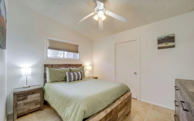 Near Hiking & Golfing: Sedona Home w/ Patio!