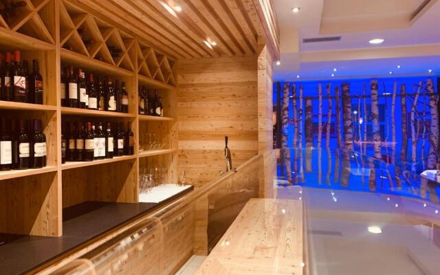 AlpHoliday Dolomiti Wellness