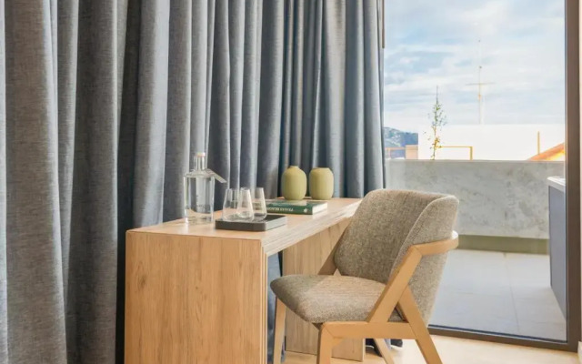 The Editory Ocean Way Funchal